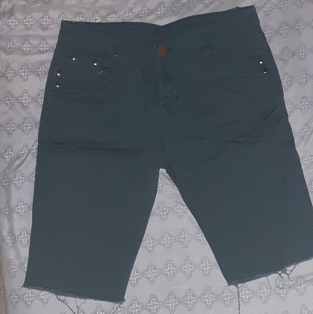 Capris